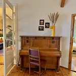 Spacious Cozy Loft For Work&family- Near Apartament *