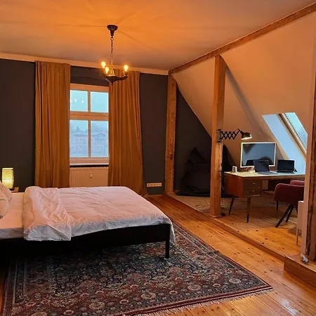 Spacious Cozy Loft For Work & Family- Near * Meyenburg (Prignitz)