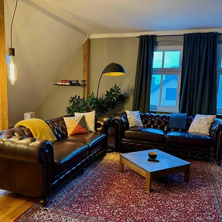 Lägenhet Spacious Cozy Loft For Work & Family- Near *