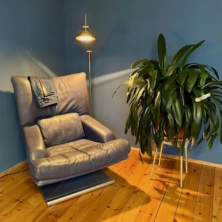 Spacious Cozy Loft For Work & Family- Near Apartment