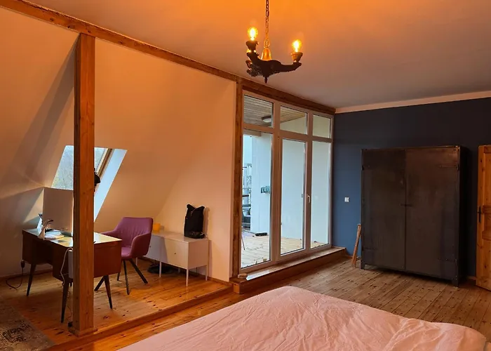 Spacious Cozy Loft For Work & Family- Near