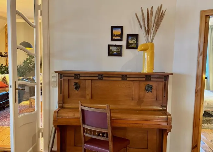 Spacious Cozy Loft For Work & Family- Near Apartment *