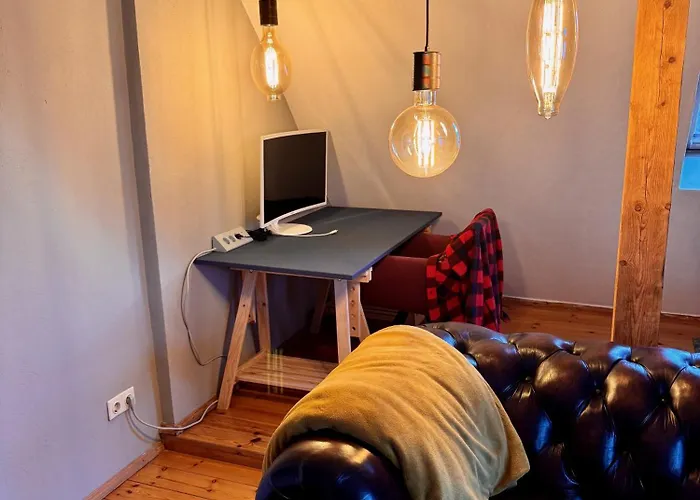 Lägenhet Spacious Cozy Loft For Work & Family- Near *