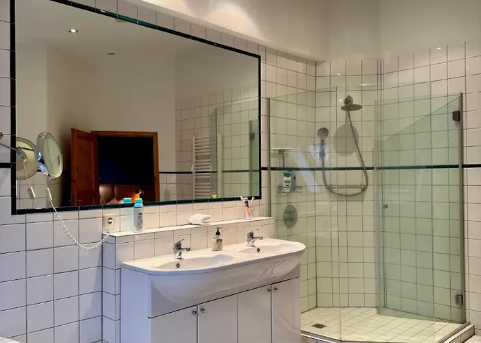 Spacious Cozy Loft For Work & Family- Near