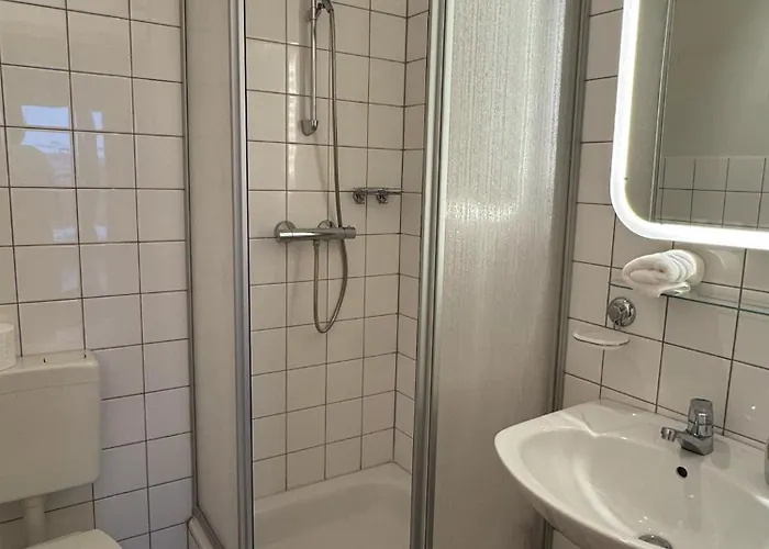 Lägenhet Spacious Cozy Loft For Work & Family- Near *